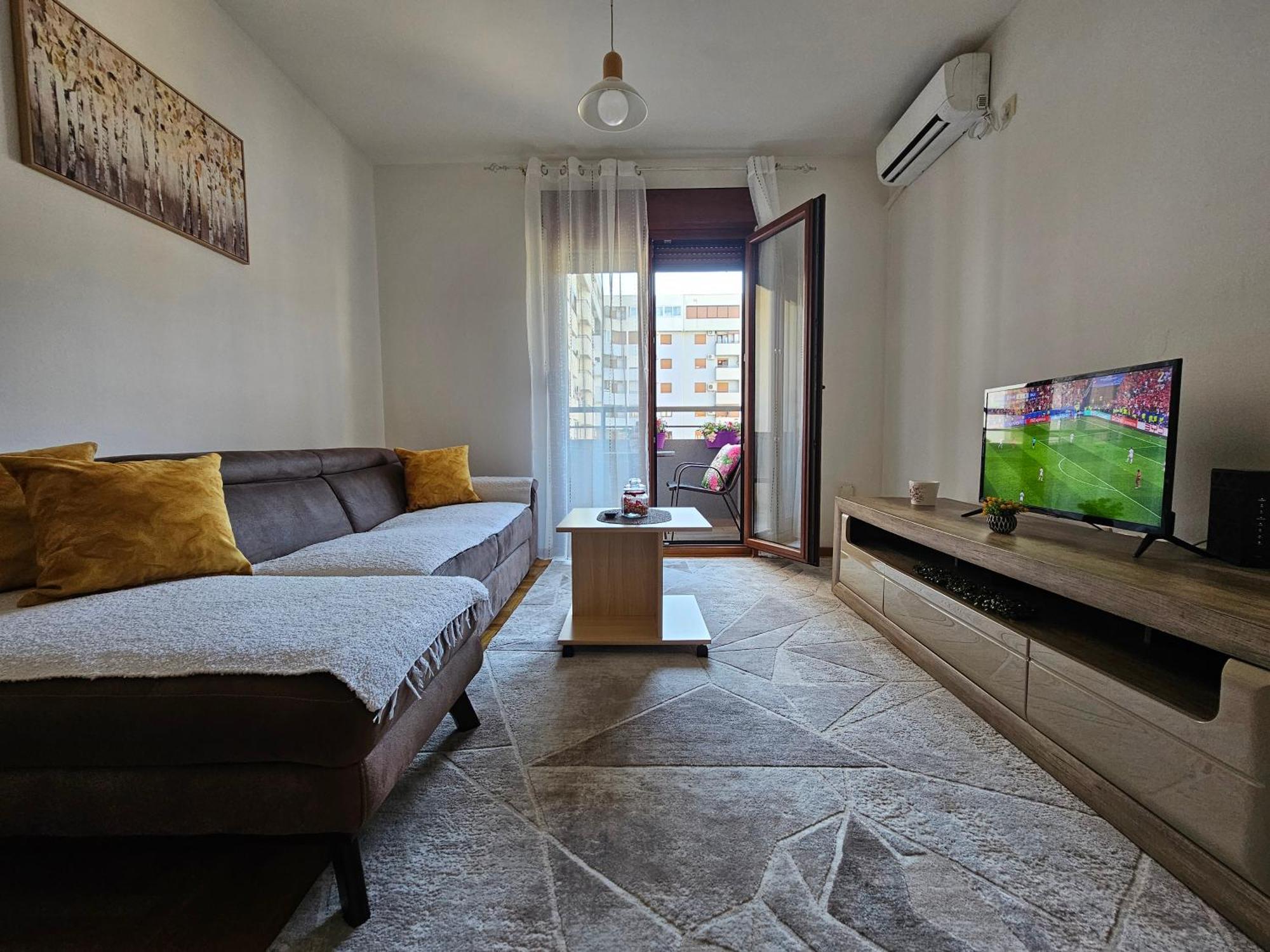 Luca Apartman بودغوريتْسا المظهر الخارجي الصورة